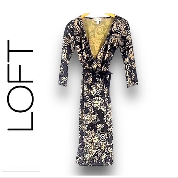 LOFT Wrap Maxi Dress in a Black & Light Taupe Floral  SZ 0 - Picture 13 of 15